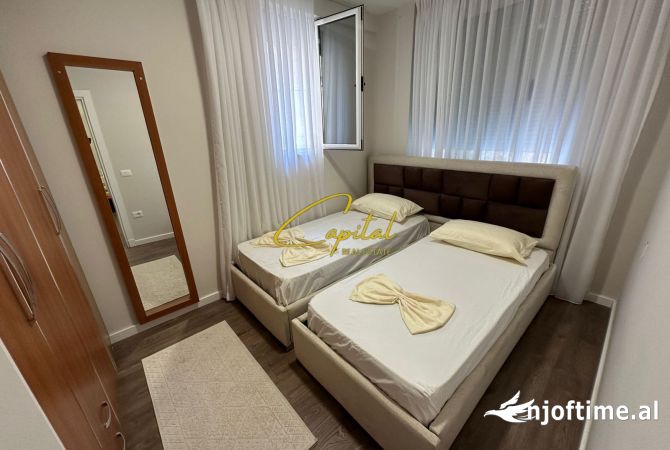 Shtepi ne shitje Apartament ne Tirane, 2+1, Mobilimi E mobiluar, Pagesa 185,000  Euro.