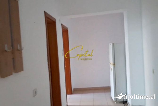 Ambient biznesi me qera 3+1 ne Tirane - 950 Euro