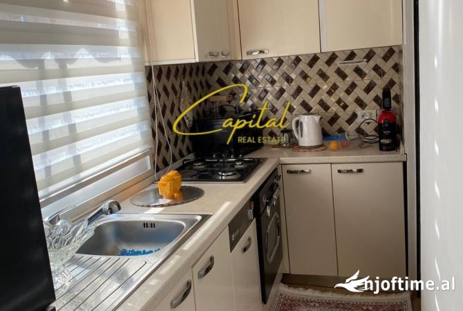 Shtepi me qera Apartament ne Tirane, 2+1, Mobilimi E mobiluar, Pagesa 850  Euro.