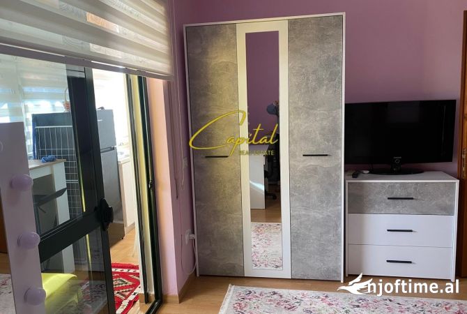 Shtepi me qera Apartament ne Tirane, 2+1, Mobilimi E mobiluar, Pagesa 850  Euro.