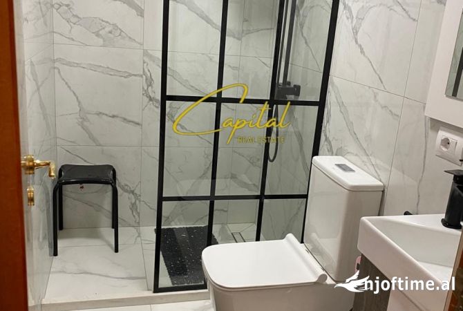 Shtepi me qera Apartament ne Tirane, 2+1, Mobilimi E mobiluar, Pagesa 850  Euro.