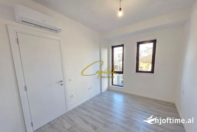 Ambient biznesi me qera 3+1 ne Tirane - 500 Euro