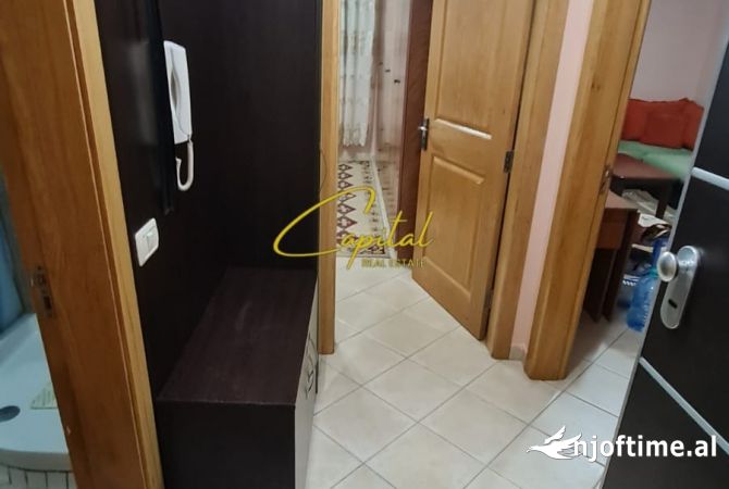 Shtepi me qera Apartament ne Tirane, 1+1, Mobilimi E mobiluar, Pagesa 500  Euro.