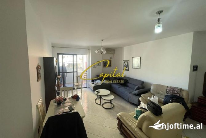 Shtepi me qera 2+1 ne Tirane - 550 Euro