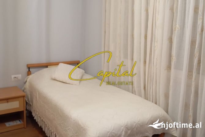 Shtepi ne shitje Apartament ne Tirane, 3+1, Mobilimi E mobiluar, Pagesa 395,000  Euro.