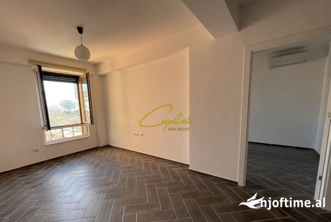Ambient biznesi me qera 3+1 ne Tirane - 900 Euro
