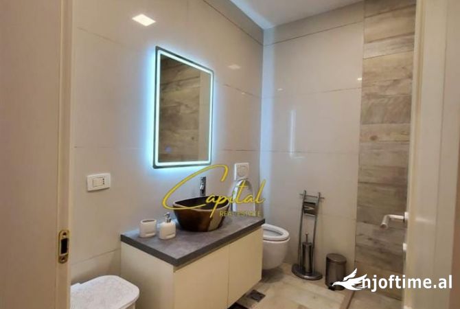 Shtepi me qera Apartament ne Tirane, 2+1, Mobilimi E mobiluar, Pagesa 1,100  Euro.