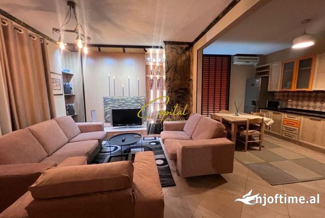 Shtepi me qera 3+1 ne Tirane - 1,100 Euro