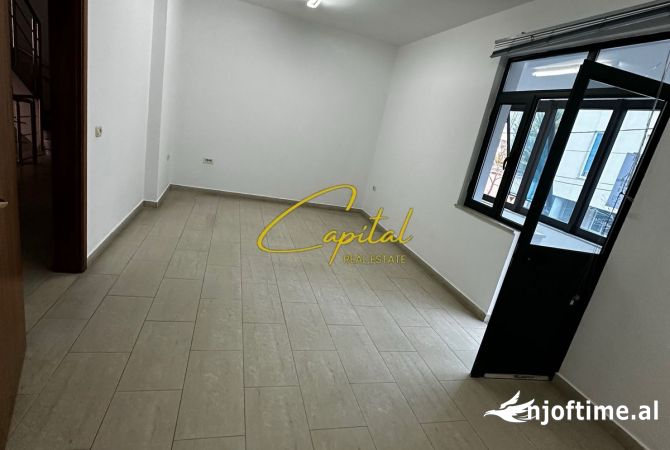 ZYRE ME QERA 230 M2 BRRYLI 1.500 EURO