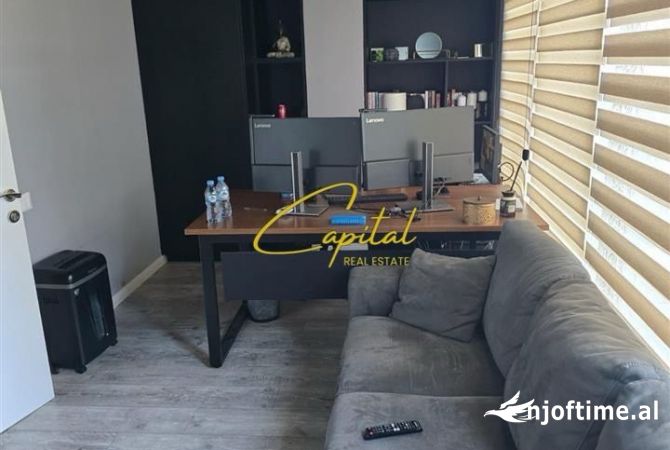Ambient biznesi me qera 3+1 ne Tirane - 1,700 Euro