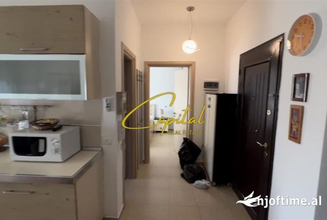 Shtepi ne shitje Apartament ne Tirane, 1+1, Mobilimi E mobiluar, Pagesa 150,000  Euro.