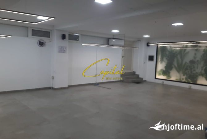 AMBIENT BIZNESI 250 M2 PAZARI I RI 2.700 EURO