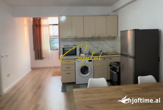 Shtepi me qera 1+1 ne Tirane - 490 Euro