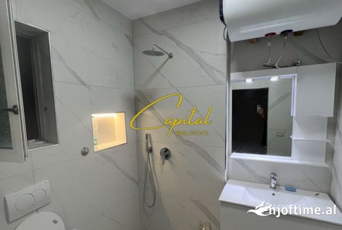 Shtepi me qera Apartament ne Tirane, 1+1, Mobilimi E mobiluar, Pagesa 490  Euro.