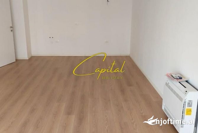 Ambient biznesi me qera 3+1 ne Tirane - 490 Euro