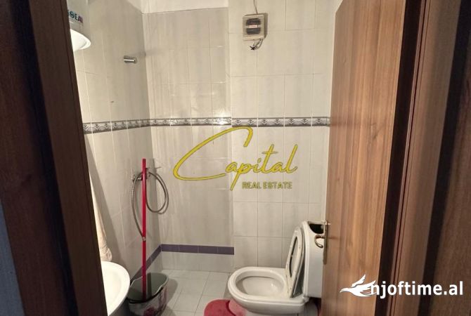 Shtepi me qera Apartament ne Tirane, 2+1, Mobilimi E mobiluar, Pagesa 600  Euro.