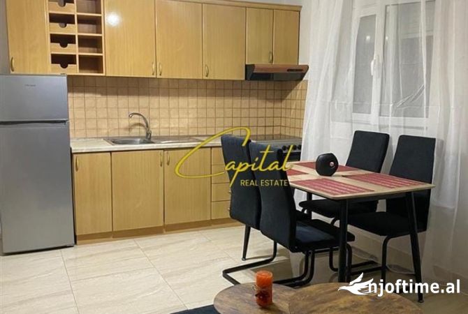 Shtepi me qera Apartament ne Tirane, 1+1, Mobilimi E mobiluar, Pagesa 400  Euro.