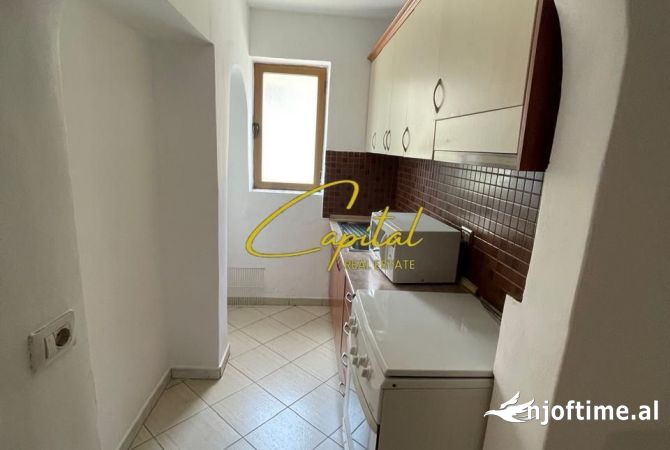Shtepi ne shitje 1+1 ne Tirane - 95,000 Euro