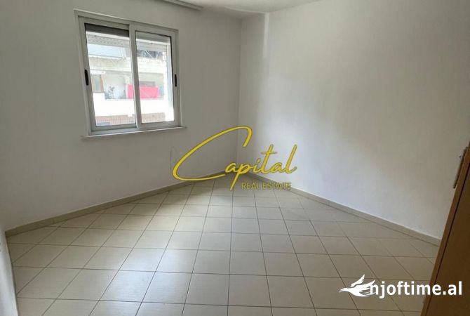 Shtepi ne shitje 1+1 ne Tirane - 95,000 Euro