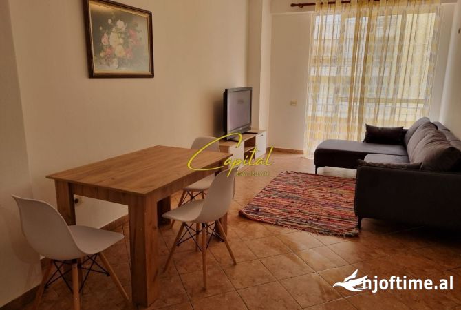 Casa in affitto 2+1 a Tirana - 48,000 Leke