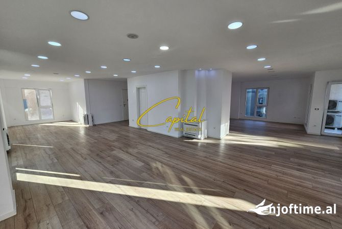 Ambient biznesi me qera 3+1 ne Tirane - 2,300 Euro