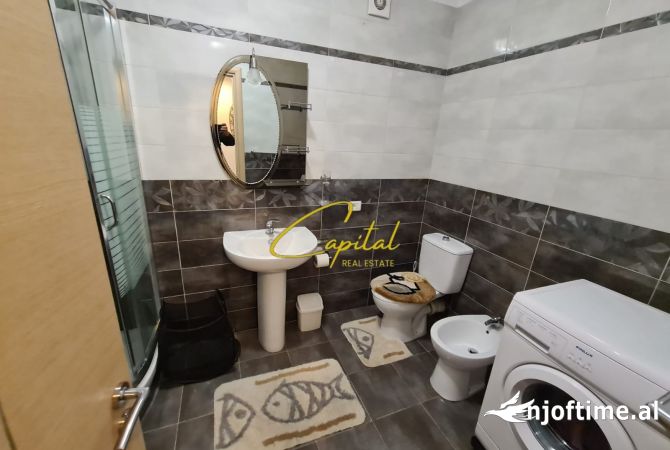 Shtepi me qera Apartament ne Tirane, 1+1, Mobilimi E mobiluar, Pagesa 450  Euro.