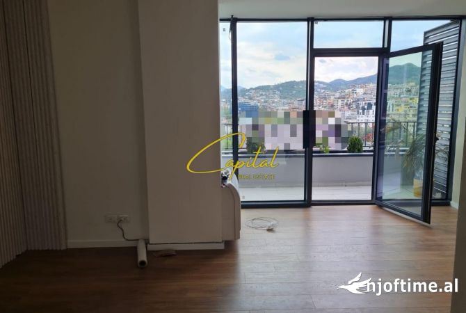 Ambient biznesi me qera 3+1 ne Tirane - 1,600 Euro