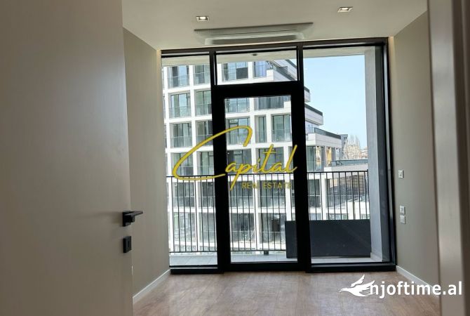 ZYRE ME QERA 125 M2 KOMPLEKSI LAKE VIEW 1.300 EURO