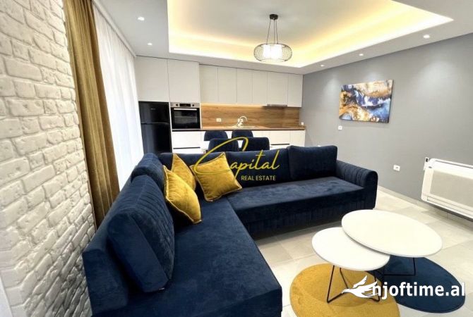 Shtepi me qera 2+1 ne Tirane - 800 Euro