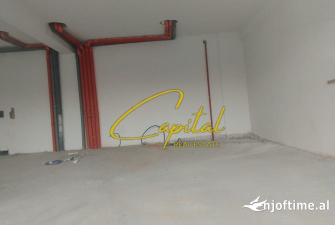 Ambient biznesi me qera 1+1 ne Tirane - 1,500 Euro