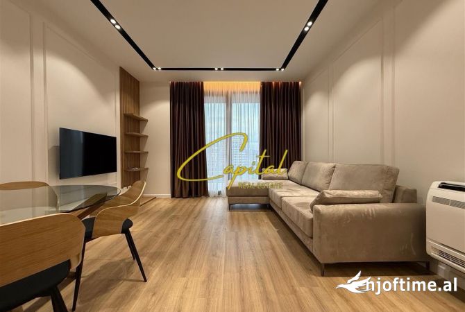 Shtepi me qera 2+1 ne Tirane - 1,800 Euro