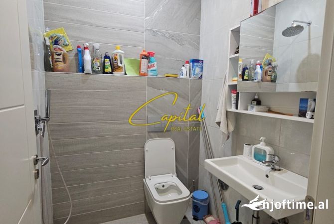 Shtepi me qera Apartament ne Tirane, 2+1, Mobilimi E mobiluar, Pagesa 760  Euro.