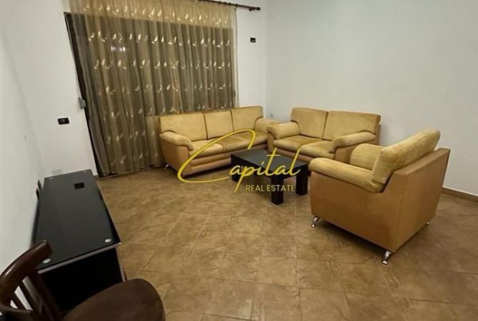 Shtepi me qera 2+1 ne Tirane - 40,000 Leke