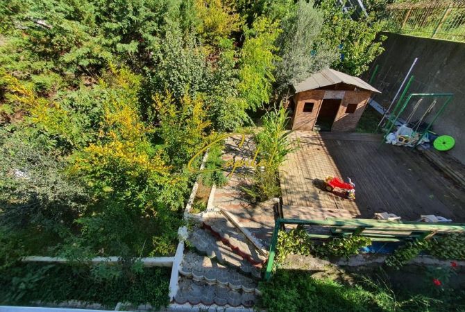 Shtepi ne shitje 4+1 ne Tirane - 350,000 Euro
