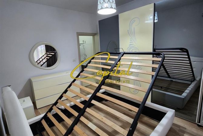 Shtepi me qera Apartament ne Tirane, 2+1, Mobilimi E mobiluar, Pagesa 500  Euro.