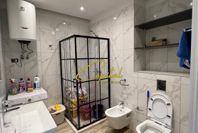 Shtepi ne shitje Apartament ne Tirane, 2+1, Mobilimi E mobiluar, Pagesa 210,000  Euro.