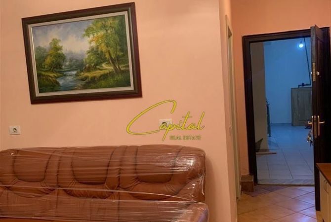 Shtepi me qera 2+1 ne Tirane - 650 Euro