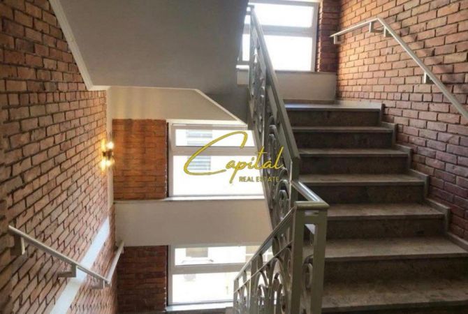 ZYRE ME QERA 57 M2 STADIUMI "AIR ALBANIA" 1000 EURO