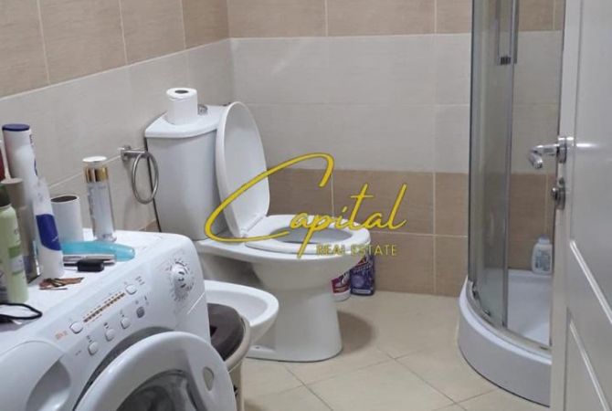 Shtepi ne shitje Apartament ne Tirane, 1+1, Mobilimi E mobiluar, Pagesa 140,000  Euro.