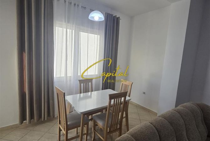 Shtepi me qera Apartament ne Tirane, 1+1, Mobilimi E mobiluar, Pagesa 500  Euro.