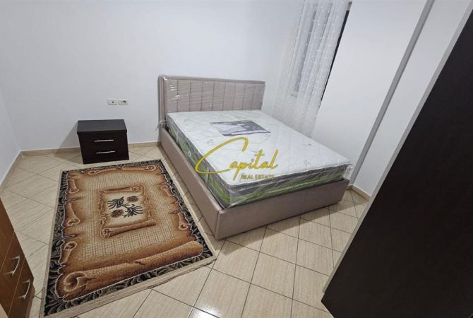 Shtepi me qera Apartament ne Tirane, 1+1, Mobilimi E mobiluar, Pagesa 500  Euro.