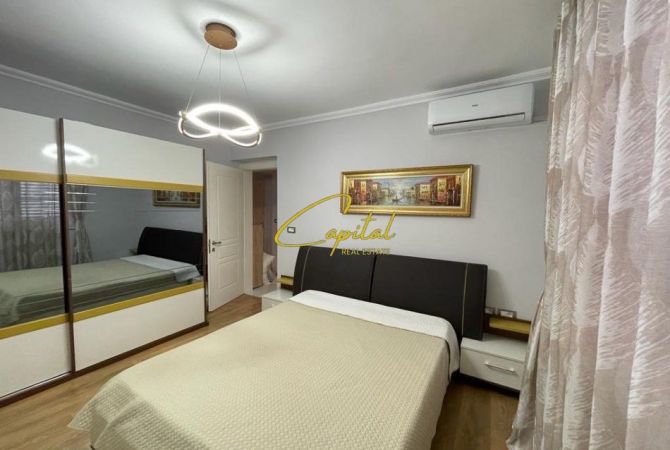 Shtepi ne shitje Apartament ne Tirane, 1+1, Mobilimi E mobiluar, Pagesa 206,000  Euro.