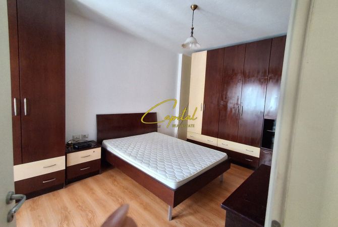 Shtepi me qera Apartament ne Tirane, 1+1, Mobilimi E mobiluar, Pagesa 60,000  Leke.