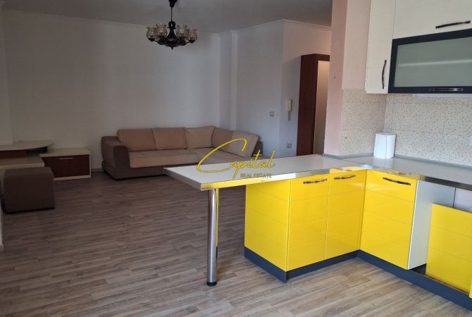 Shtepi me qera 1+1 ne Tirane - 60,000 Leke