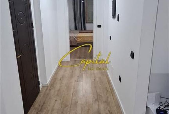 Shtepi me qera Apartament ne Tirane, 2+1, Mobilimi E mobiluar, Pagesa 550  Euro.
