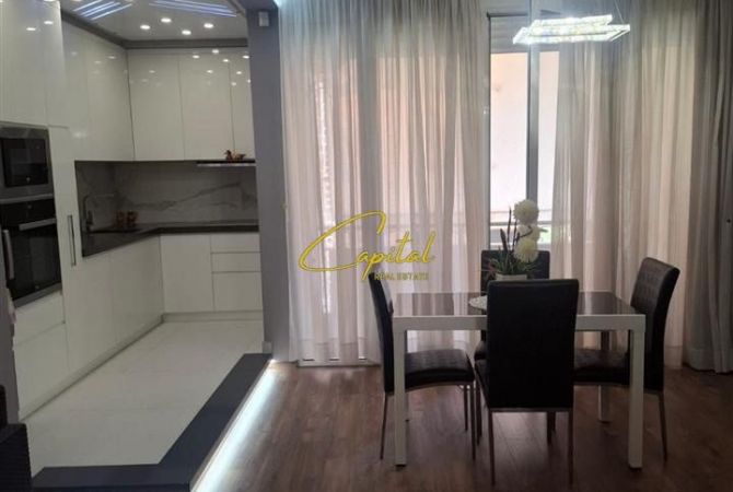 Shtepi me qera 2+1 ne Tirane - 500 Euro