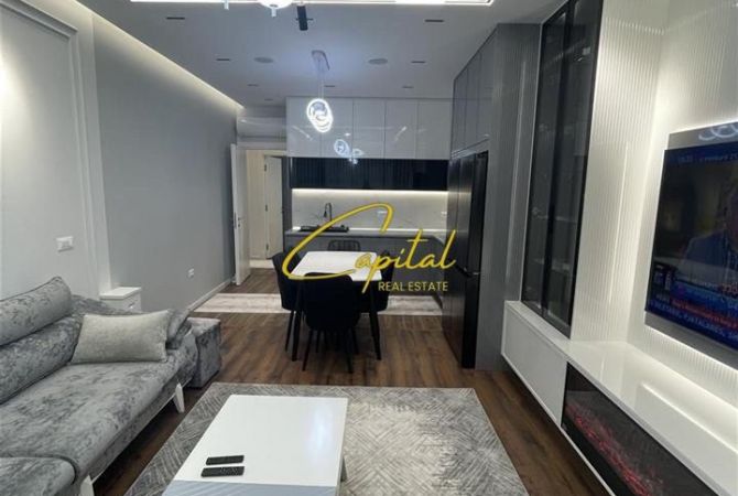 Casa in affitto 2+1 a Tirana - 1,000 Euro