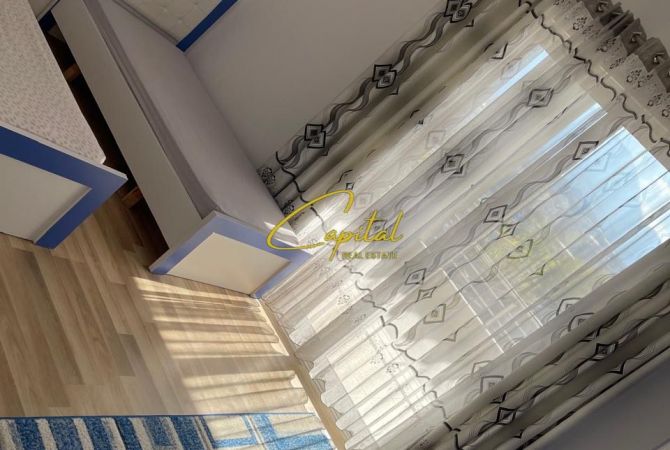 Shtepi me qera Apartament ne Tirane, 3+1, Mobilimi E mobiluar, Pagesa 650  Euro.