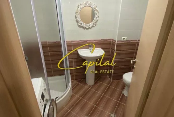 Shtepi ne shitje Apartament ne Tirane, 2+1, Mobilimi E mobiluar, Pagesa 177,000  Euro.