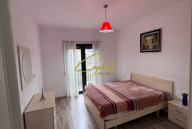 Shtepi me qera Apartament ne Tirane, 1+1, Mobilimi E mobiluar, Pagesa 450  Euro.